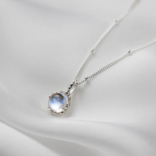 Collier avec pierre de lune pleine
