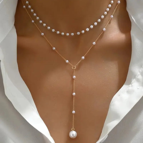 Collier à deux tours avec perles pendantes