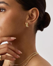 Boucles d'oreilles Relief Classique | Or