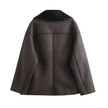 Auralith | Veste d'hiver à col large et fermeture boutonnée pour femme